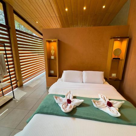 Saguamby Mindo Lodge Ngoại thất bức ảnh