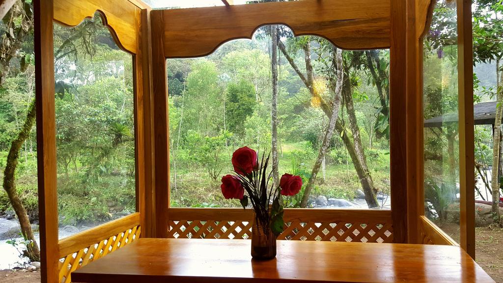 Saguamby Mindo Lodge Ngoại thất bức ảnh